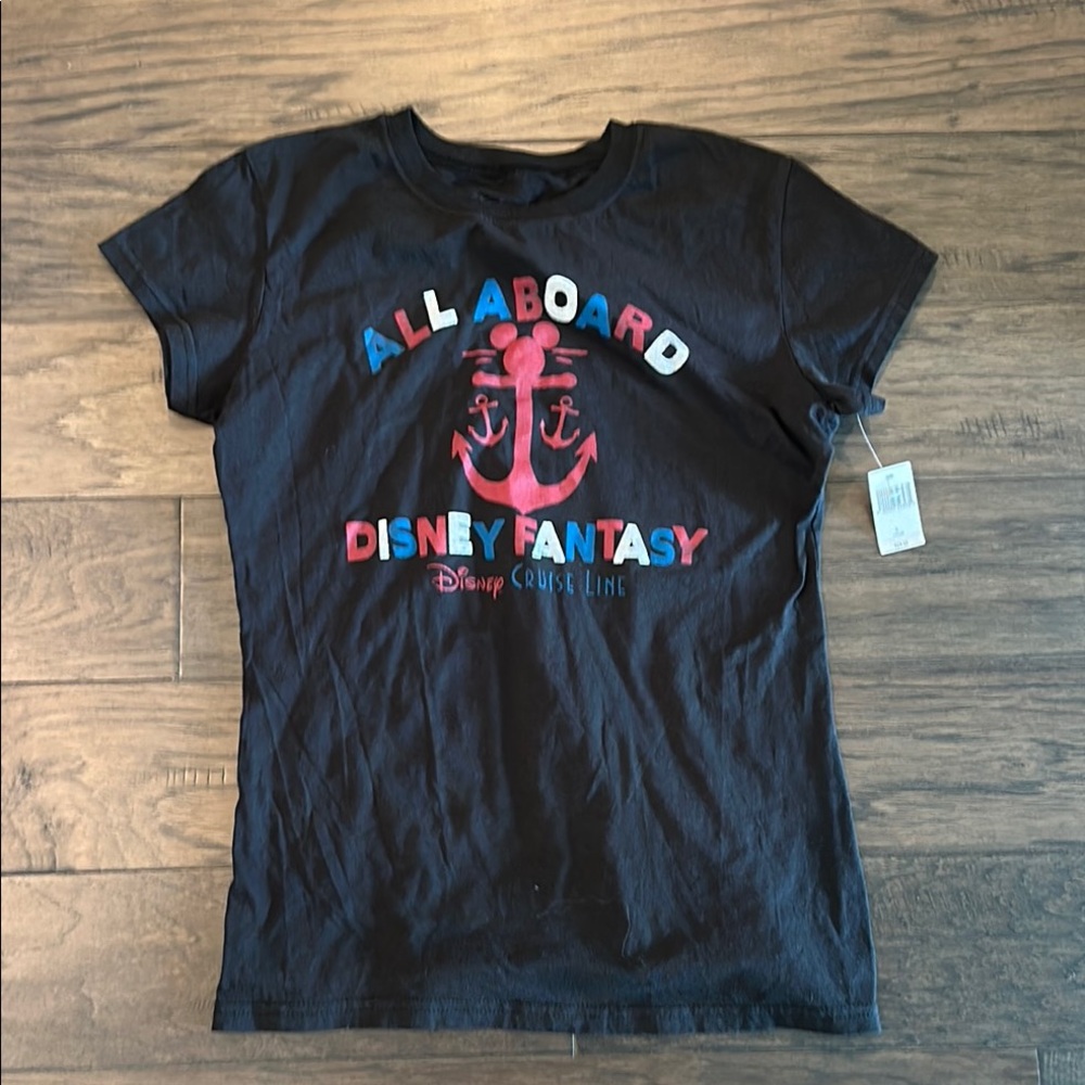 NWT Disney Cruise Line Women’s Fit Tee Sz L